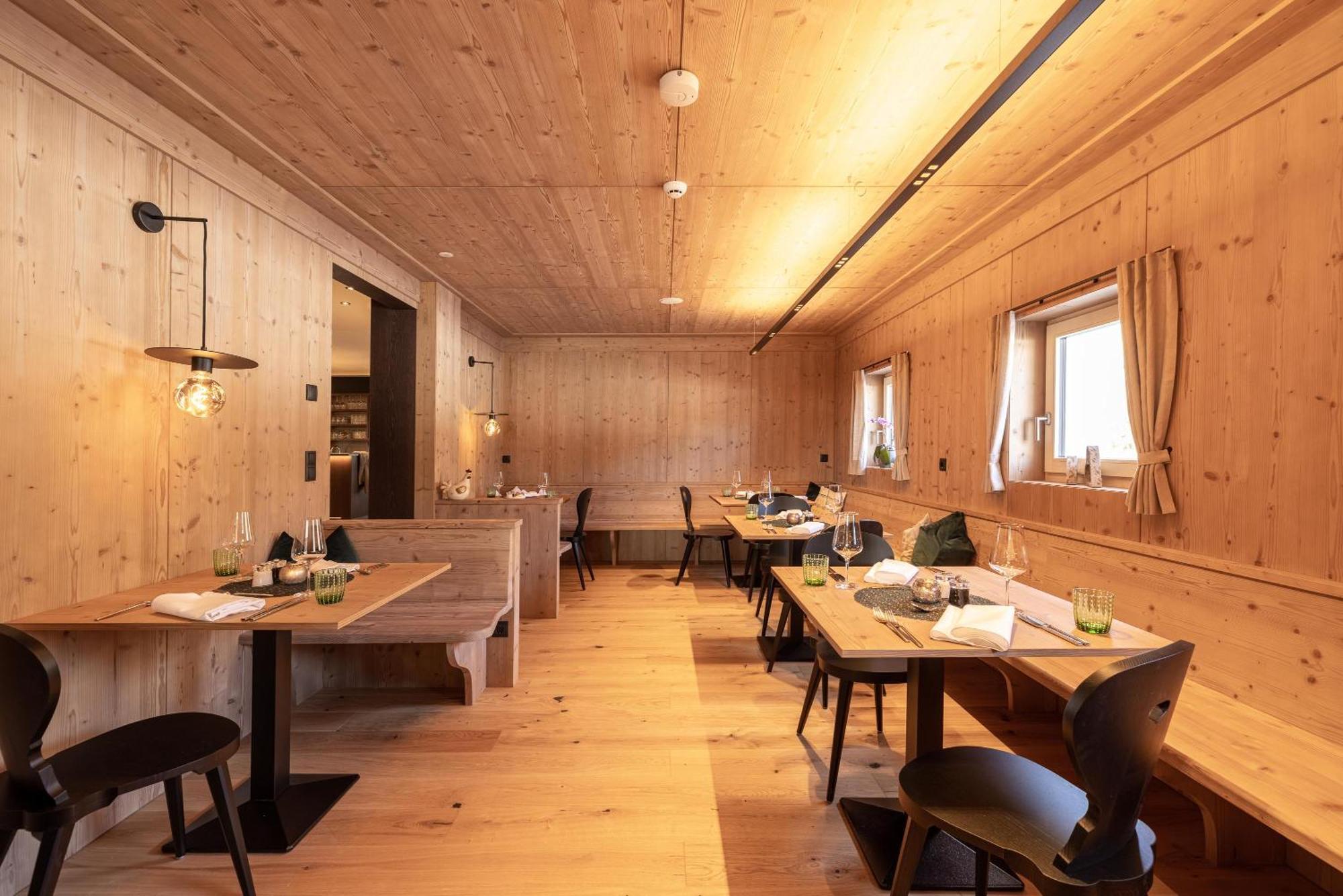 Alpine Life Hotel Anabel Cadipietra Eksteriør bilde