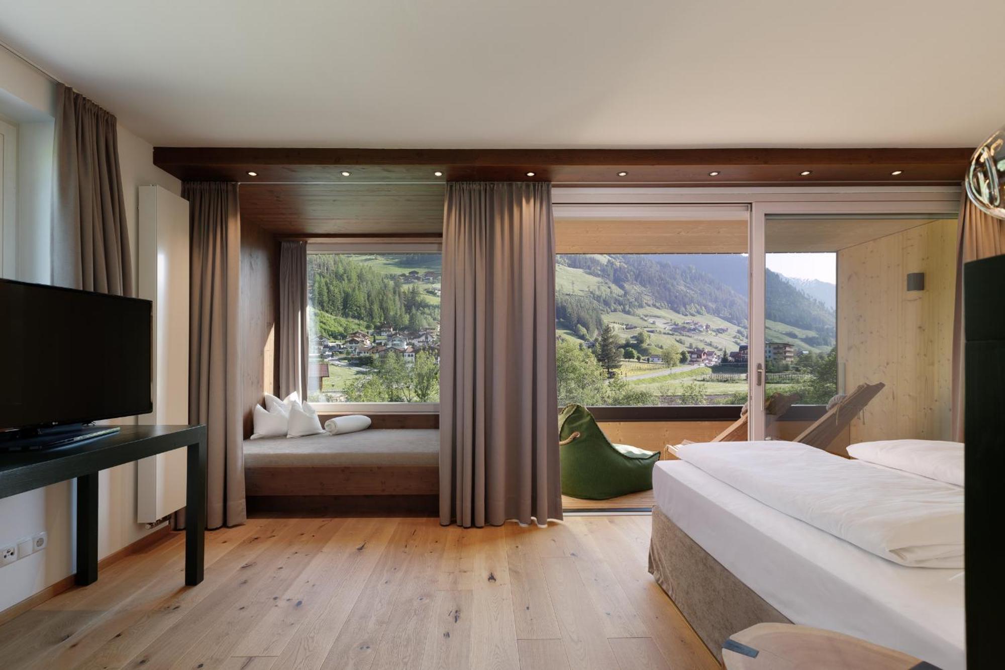 Alpine Life Hotel Anabel Cadipietra Eksteriør bilde